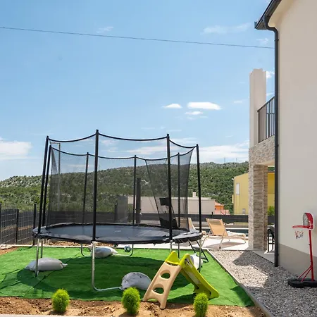 Villa Ginger Modern With Private Pool Omiš