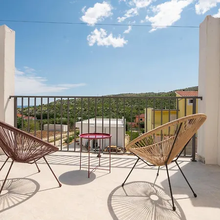 Ginger Modern With Private Pool Omiš